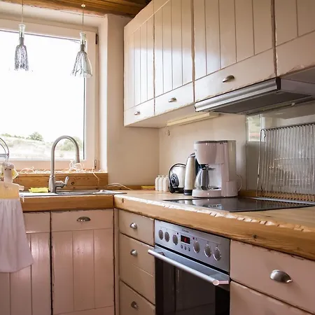 Oak & Pine Apartment *